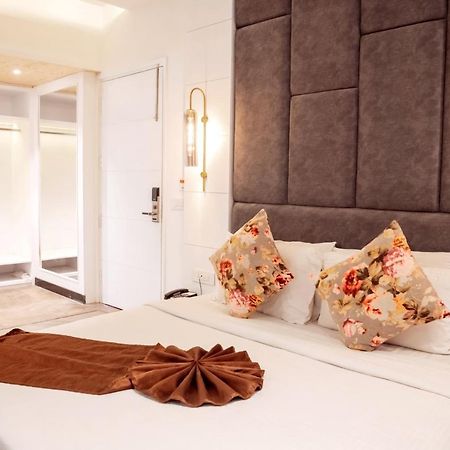 Redwood Resort Панчкула Екстер'єр фото