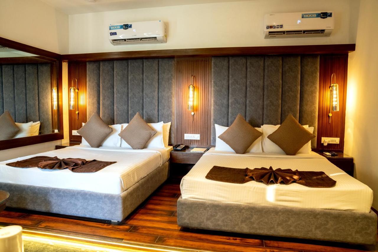 Redwood Resort Панчкула Екстер'єр фото