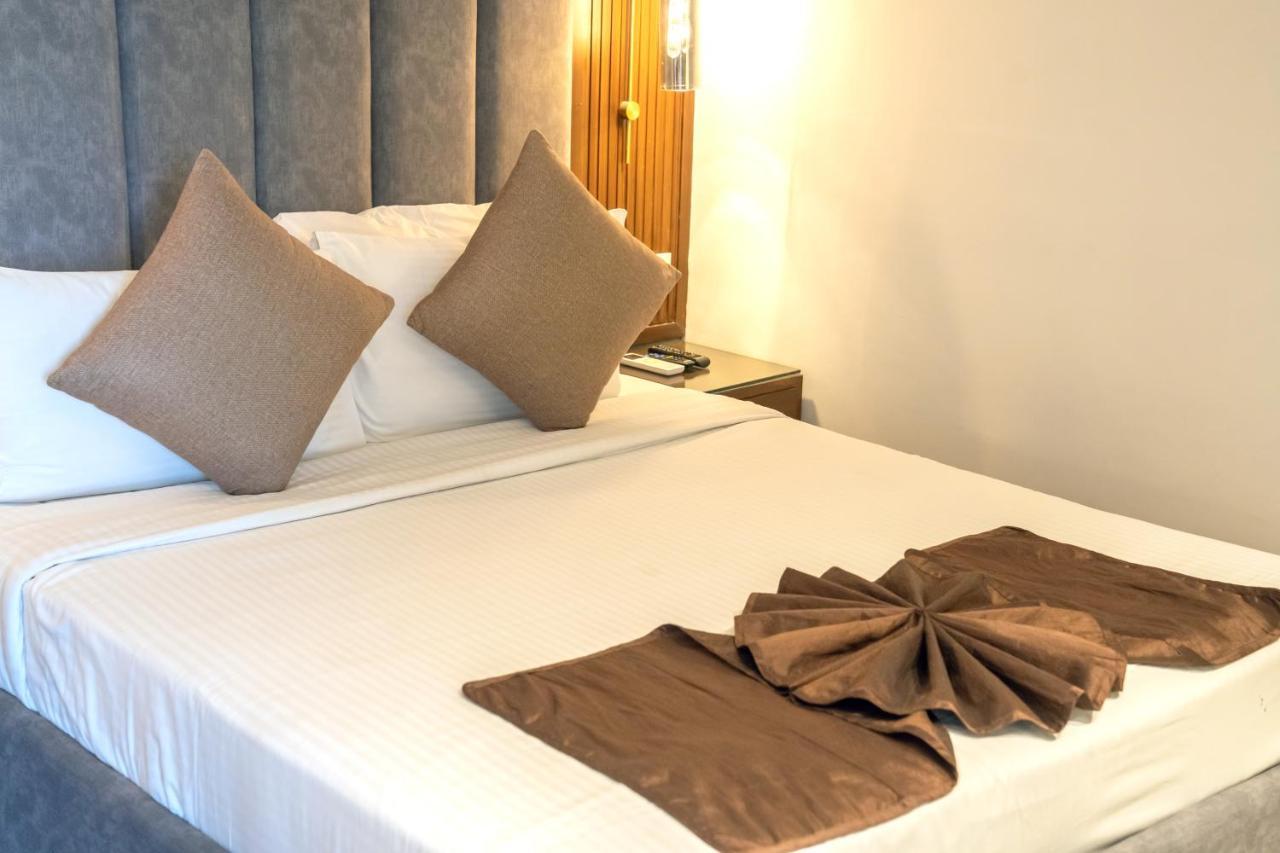 Redwood Resort Панчкула Екстер'єр фото