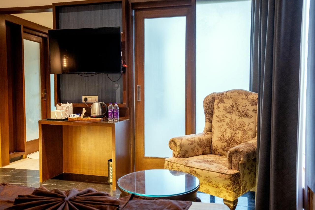 Redwood Resort Панчкула Екстер'єр фото