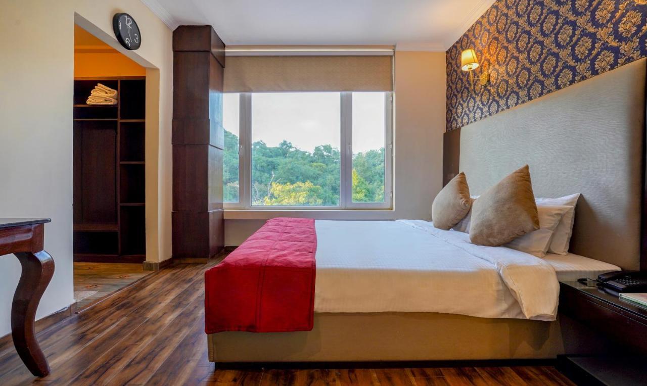 Redwood Resort Панчкула Екстер'єр фото